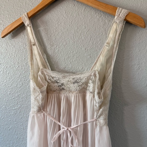Vintage In Bloom Light Pink Cream Butterfly Lace Nightgown Women's Size Large - Picture 5 of 6